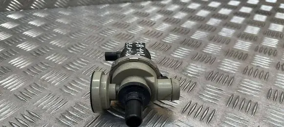 BMW i3 Fuel tank valve 7303949 730394904