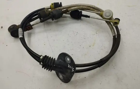Ford C-MAX II Gear shift cable linkage AV6R7E395GA