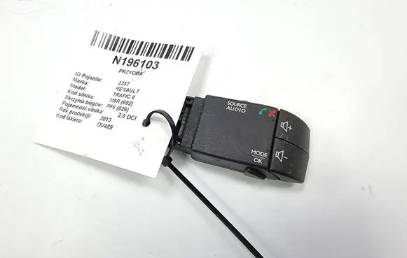 Renault Trafic II (X83) Sound control switch 