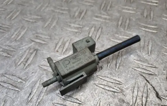 BMW 7 E65 E66 Valve vacuum 7516376 70012400