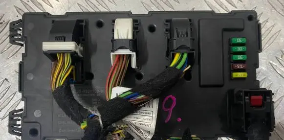 BMW 3 F30 F35 F31 Other control units/modules 932970001 A2C3045001500