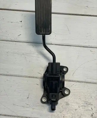 Honda Civic IX Accelerator throttle pedal 14224590917 16063A1