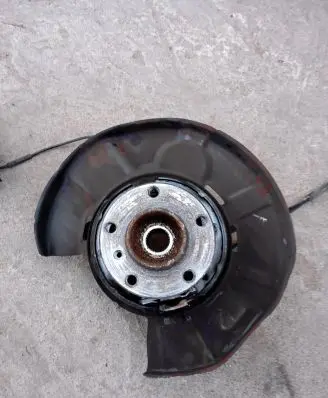 BMW 4 F36 Gran coupe Rear wheel hub spindle/knuckle BC01225000 0002344915 BC01225