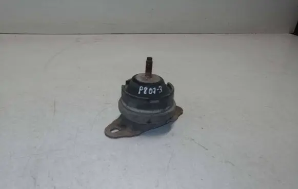 Peugeot 807 Engine mount bracket