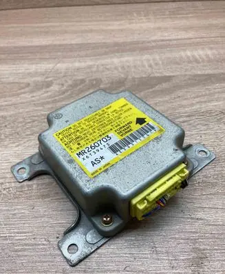 Mitsubishi Colt Airbag control unit/module MR260703 X6T39473