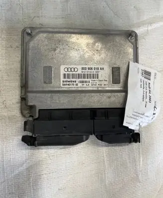 Audi A4 S4 B6 8E 8H Engine control unit/module 8E0906018AH 5WP4017002