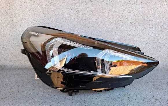 BMW X1 U11 Headlight/headlamp 5A9A228