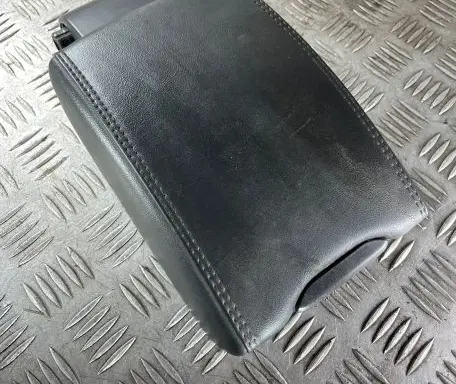 Volvo V60 Armrest