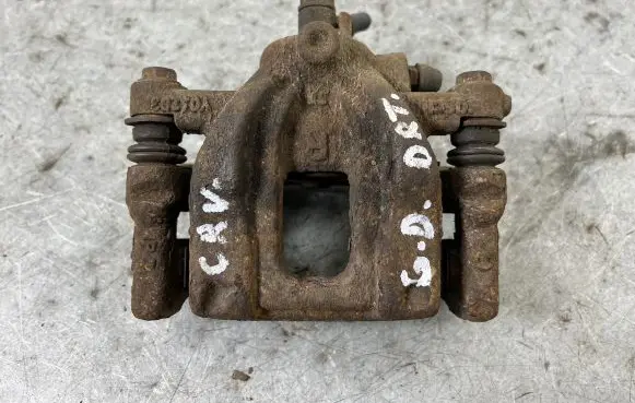Honda CR-V Rear brake caliper