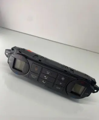 Ford Focus C-MAX Climate control unit 3M5T18C612AL