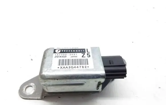 Subaru Legacy Airbag deployment crash/impact sensor 98235AG011 1879000681 XAA3G44762