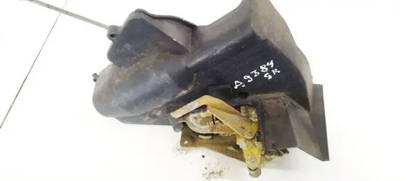 Mercedes-Benz C W202 Rear door lock 2027300535