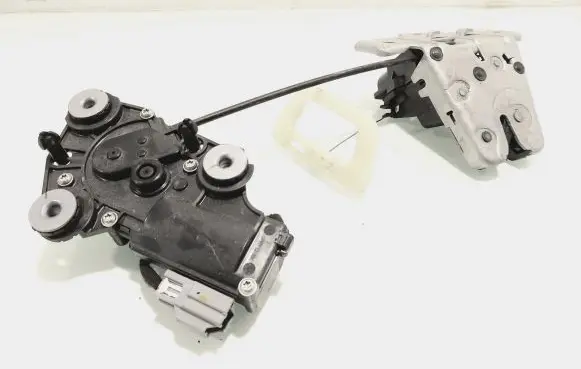 Volvo S90, V90 Tailgate/trunk/boot lock/catch/latch 31484595