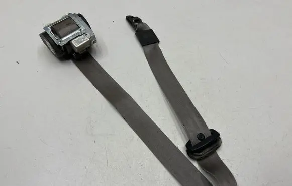 Audi A6 S6 C6 4F Front seatbelt 560788401 H10942 008L000