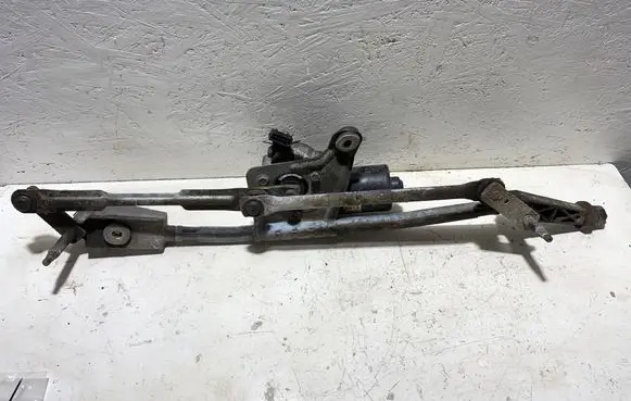 Front wiper linkage and motor