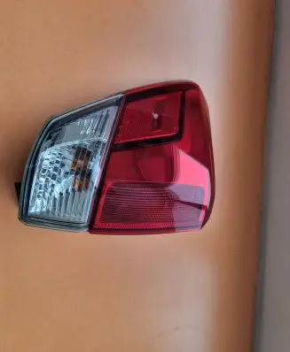 Subaru Forester SK Rear/tail lights 84201SJ010 84953SJ010