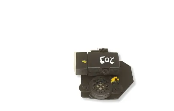 Volkswagen Touareg II Seat heating relay 7P6959191