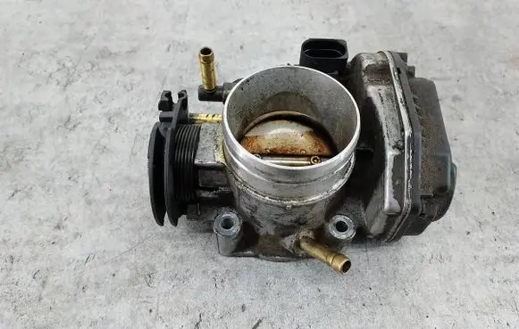 Seat Leon (1M) Throttle body valve 
