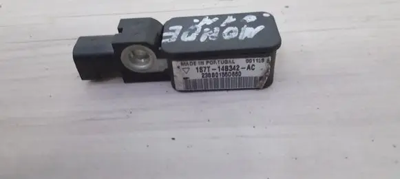 Ford Mondeo Mk III Airbag deployment crash/impact sensor 1s7t14b342ac 1s7t-14b342-ac
