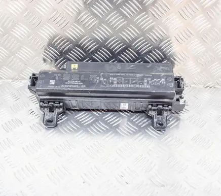 Tesla Model S Fuse box set 109440500D 111905900A