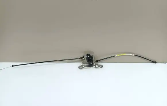 Skoda Scala Engine bonnet/hood lock/catch 657823529