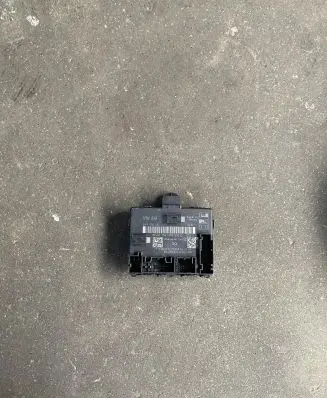 Audi Q5 SQ5 Door control unit/module 8W1959592J