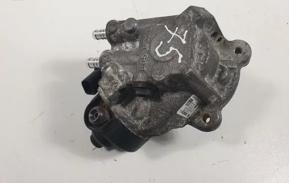 Audi A6 S6 C7 4G Fuel injection high pressure pump 0445010529 03L130755AC