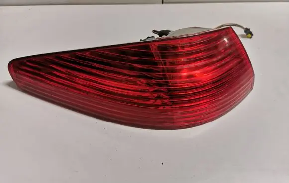 Peugeot 607 Rear/tail lights
