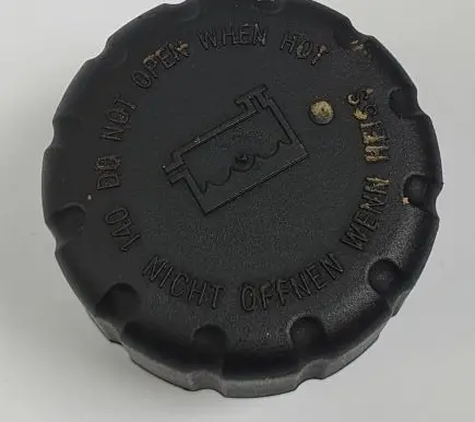 Mercedes-Benz CLK A209 C209 Coolant expansion tank/reservoir cap 1695010015