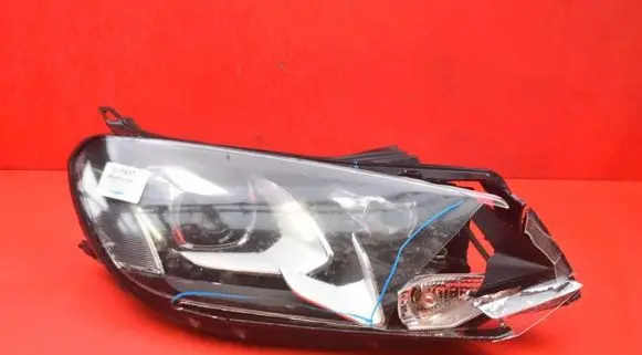 Volkswagen Touareg II Headlight/headlamp 7P1941752