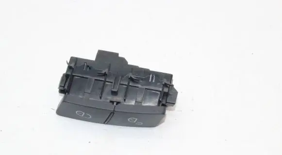 Mercedes-Benz E W212 Central locking switch button A2048706310
