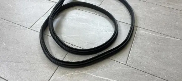 Hyundai Tucson IV NX4 Rubber seal rear door 