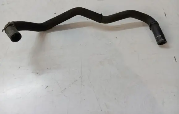 Audi A8 S8 D3 4E Engine coolant pipe/hose 4E0121088