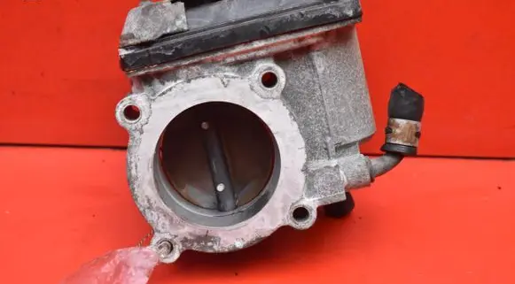 Mitsubishi Lancer VIII Throttle body valve 