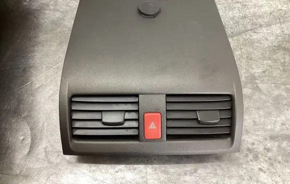Honda Accord Dash center air vent grill GA325111100