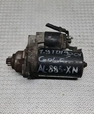 Volkswagen Golf IV Starter motor 0001125042