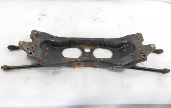 Ford Mondeo Mk III Rear beam 