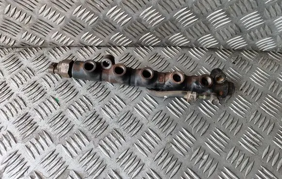 Toyota Corolla Verso E121 Fuel main line pipe 8945812020