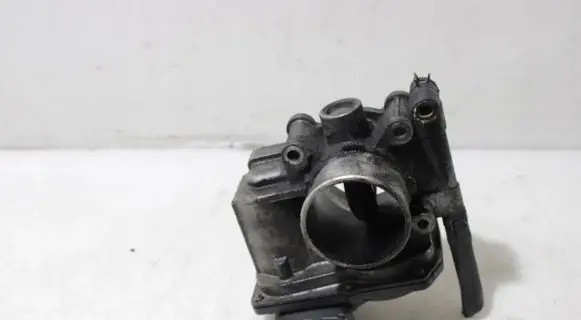 Mazda 5 Engine shut-off valve 