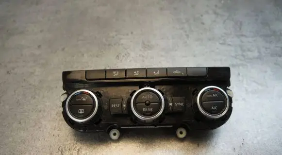 Volkswagen Sharan Climate control unit 7N0907044E