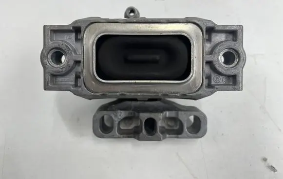 Seat Toledo III (5P) Engine mount bracket 1K0199262AJ