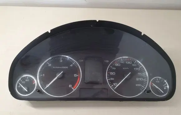 Peugeot 407 Speedometer (instrument cluster) 9658137280