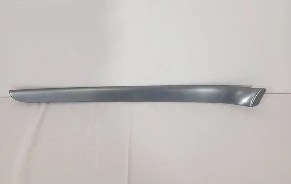 Audi A4 S4 B7 8E 8H Front door trim bar 8E0867409