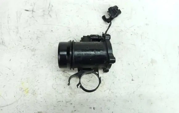 BMW 5 F10 F11 Mass air flow meter 8506359 11884414