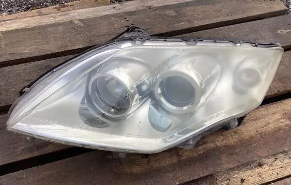 Renault Laguna III Headlight/headlamp 260600033R 89901834