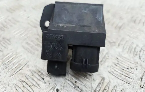 Citroen C3 Coolant fan relay 9662872380