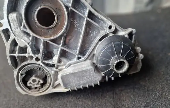 BMW 4 G22 G23 G24 G26 Gearbox transfer box case 9469019