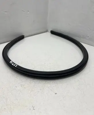 Opel Corsa E Engine compartment rubber 39014463