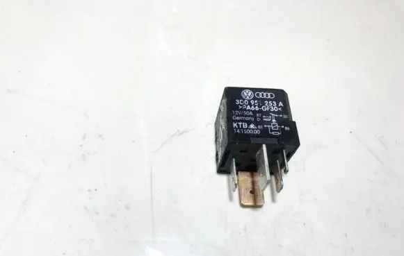 Volkswagen Touareg I Other relay 3d0951253a