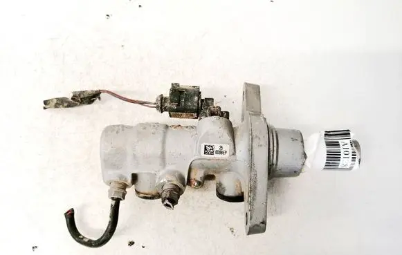 Audi Q3 8U Master brake cylinder